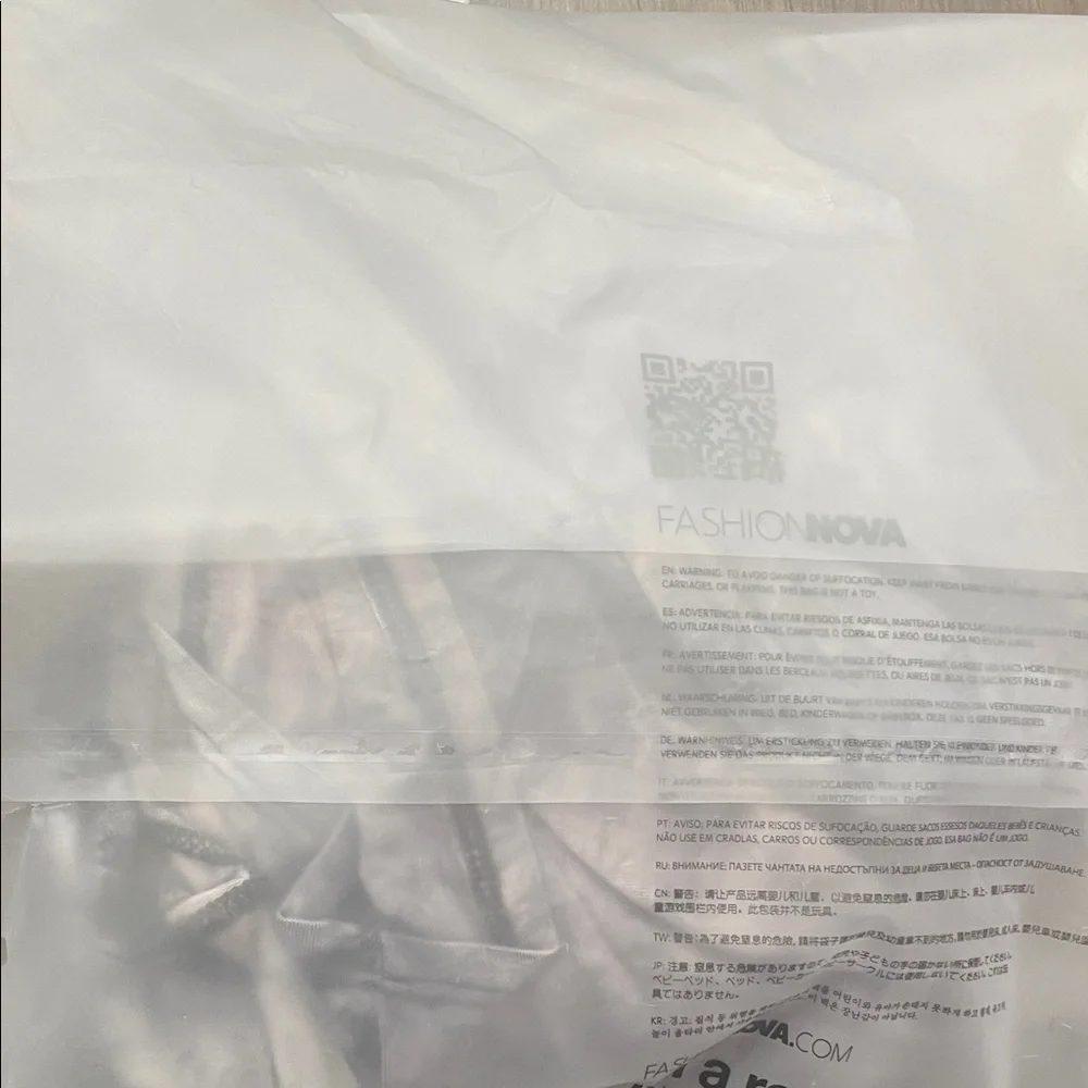 Maxi Tie-Dye Off-Shoulder Dress - Picture 3 of 3